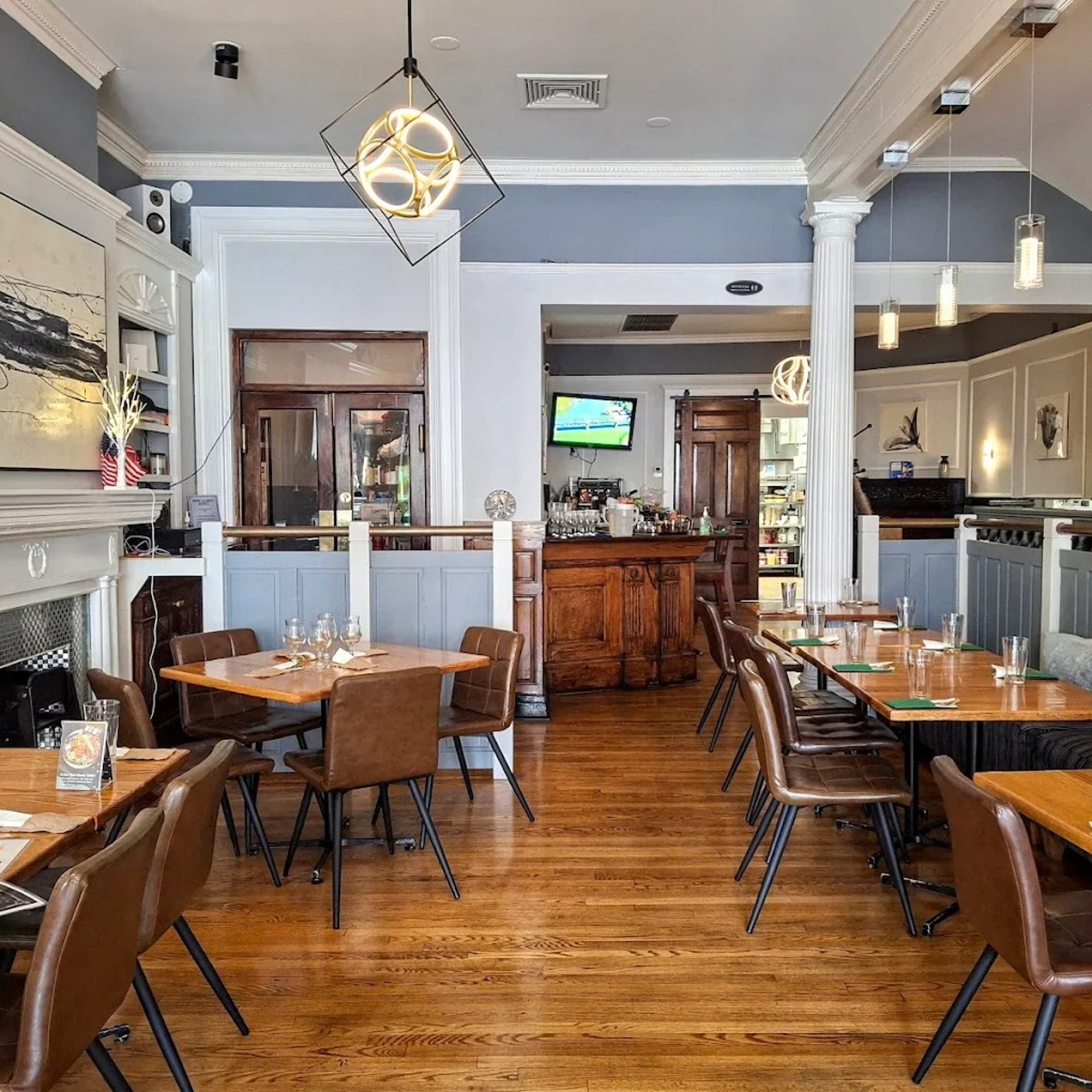 Warm and Family-Friendly Atmosphere