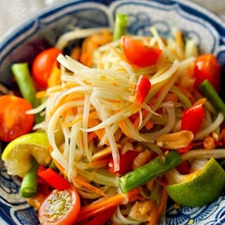 18. Som Tumm Thai